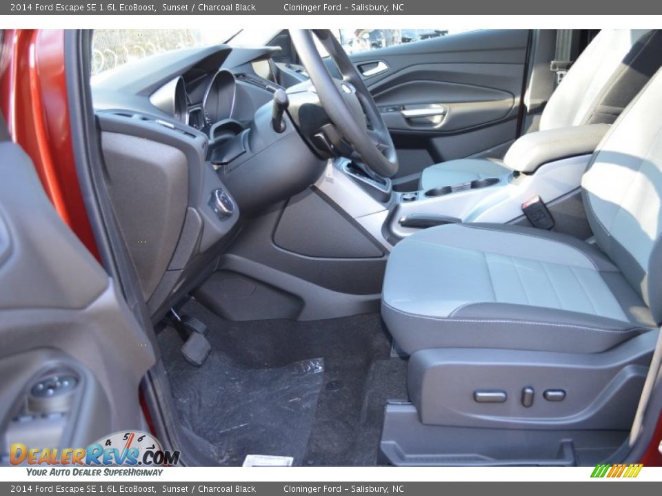 2014 Ford Escape SE 1.6L EcoBoost Sunset / Charcoal Black Photo #5