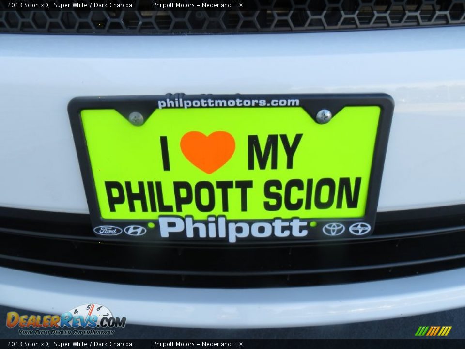 2013 Scion xD Super White / Dark Charcoal Photo #10