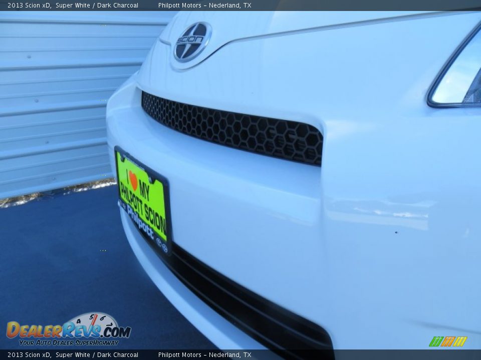 2013 Scion xD Super White / Dark Charcoal Photo #11