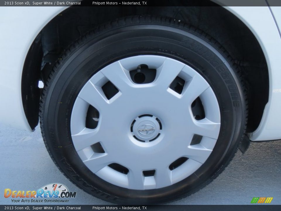 2013 Scion xD Super White / Dark Charcoal Photo #14
