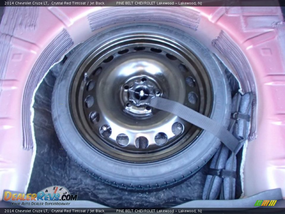 2014 Chevrolet Cruze LT Crystal Red Tintcoat / Jet Black Photo #10