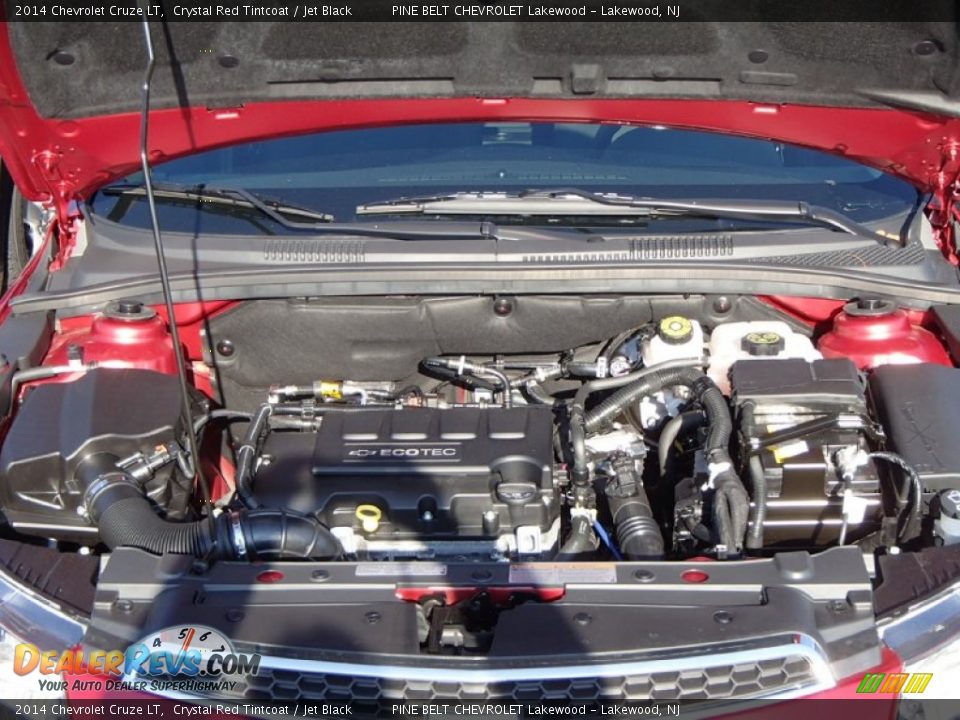 2014 Chevrolet Cruze LT Crystal Red Tintcoat / Jet Black Photo #11