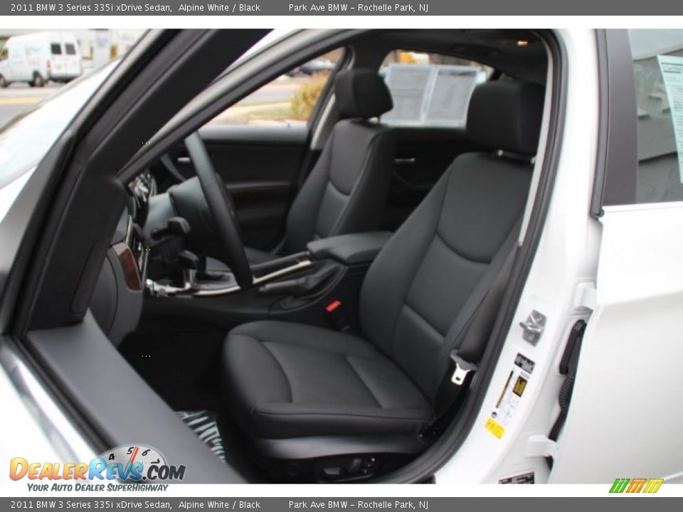 2011 BMW 3 Series 335i xDrive Sedan Alpine White / Black Photo #11