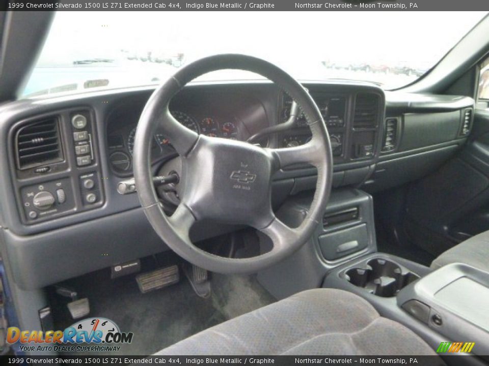 1999 Chevrolet Silverado 1500 LS Z71 Extended Cab 4x4 Indigo Blue Metallic / Graphite Photo #9