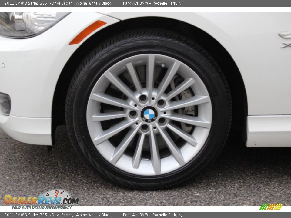 2011 BMW 3 Series 335i xDrive Sedan Alpine White / Black Photo #30
