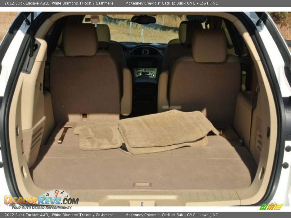 2012 Buick Enclave AWD White Diamond Tricoat / Cashmere Photo #21