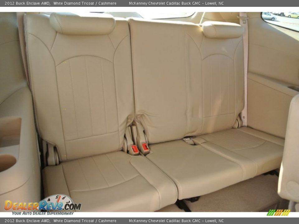 2012 Buick Enclave AWD White Diamond Tricoat / Cashmere Photo #22