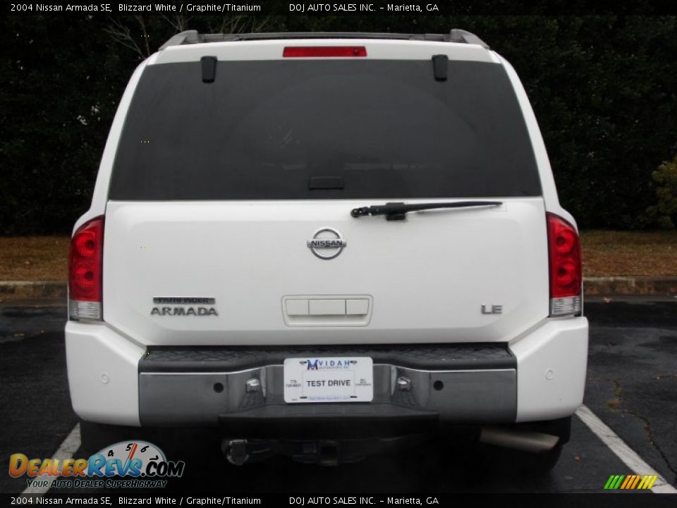2004 Nissan Armada SE Blizzard White / Graphite/Titanium Photo #10