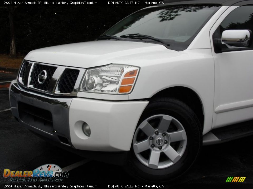 2004 Nissan Armada SE Blizzard White / Graphite/Titanium Photo #11