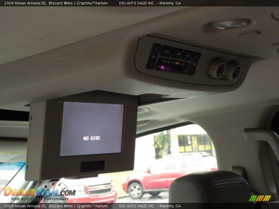2004 Nissan Armada SE Blizzard White / Graphite/Titanium Photo #31