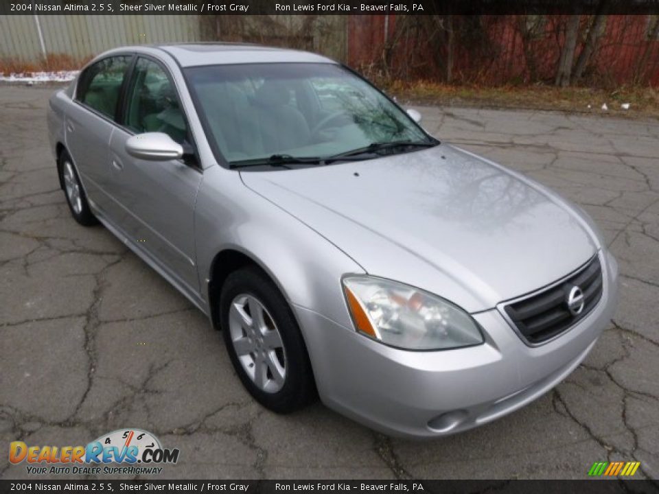 Front 3/4 View of 2004 Nissan Altima 2.5 S Photo #2