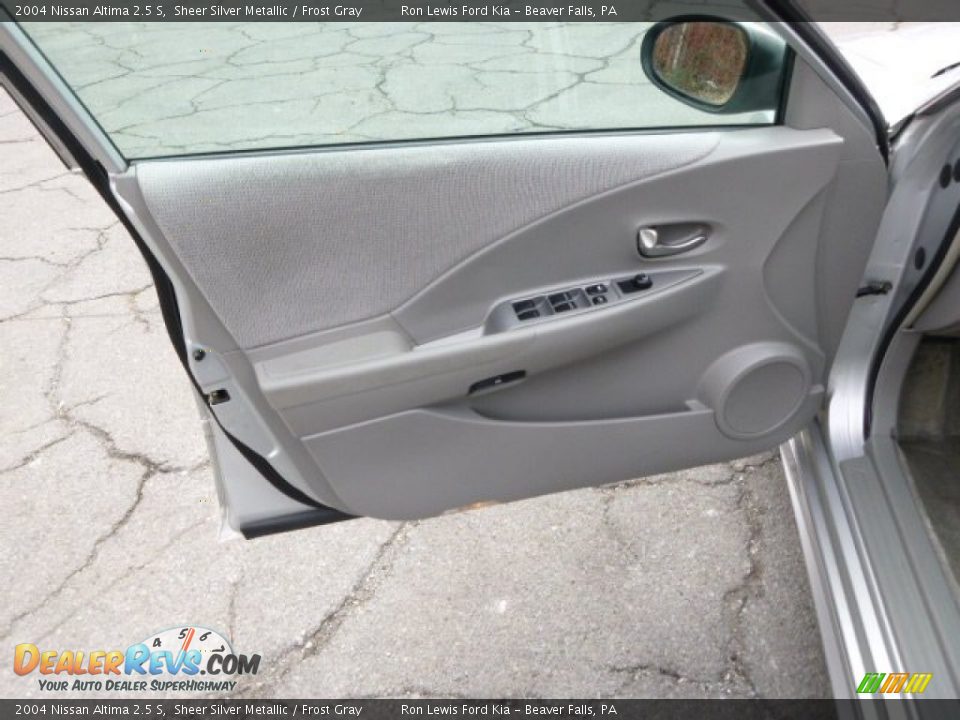 2004 Nissan Altima 2.5 S Sheer Silver Metallic / Frost Gray Photo #11