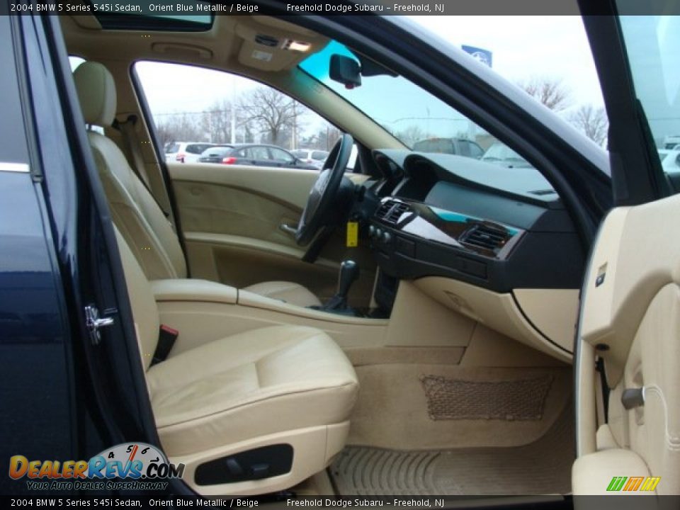 2004 BMW 5 Series 545i Sedan Orient Blue Metallic / Beige Photo #15