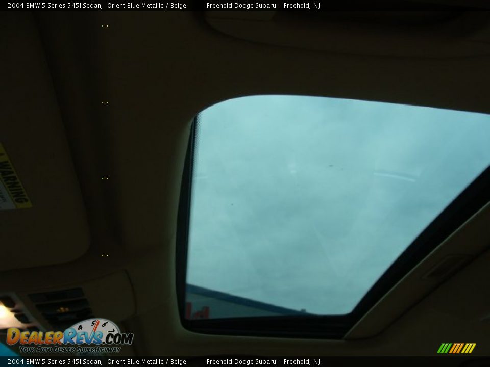 2004 BMW 5 Series 545i Sedan Orient Blue Metallic / Beige Photo #16