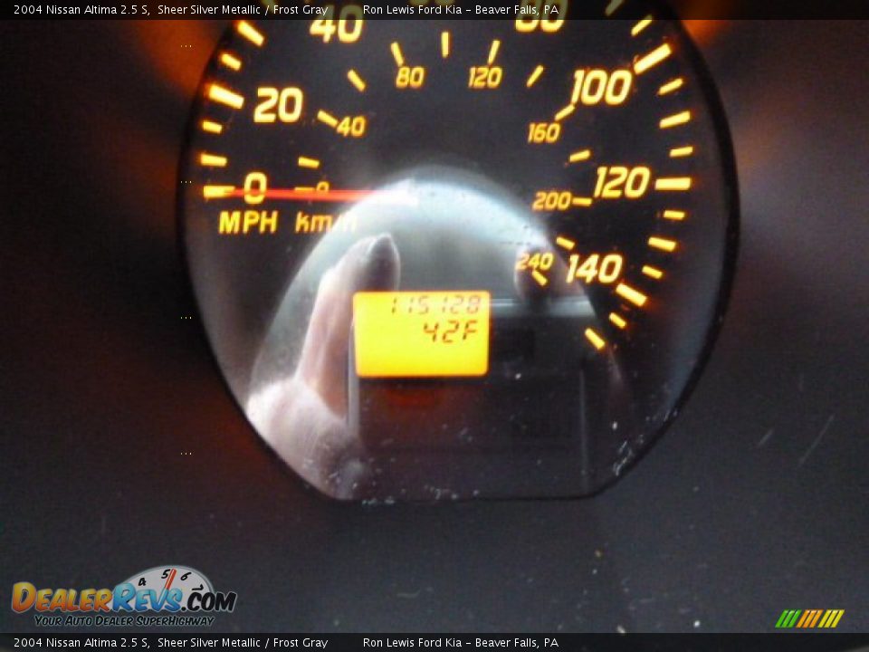 2004 Nissan Altima 2.5 S Sheer Silver Metallic / Frost Gray Photo #19