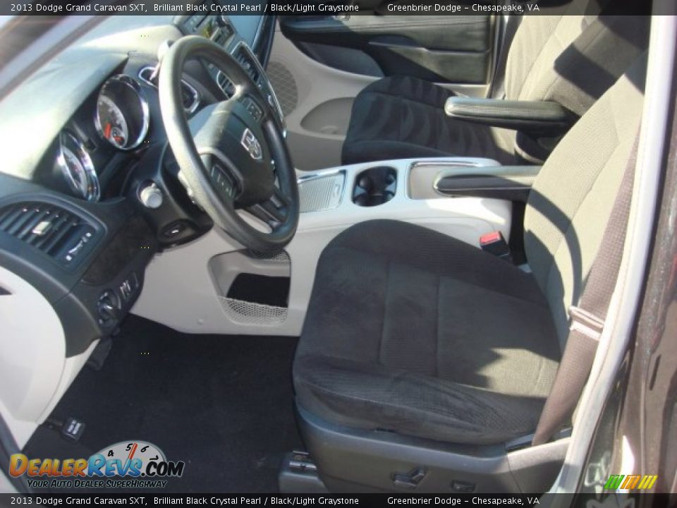 2013 Dodge Grand Caravan SXT Brilliant Black Crystal Pearl / Black/Light Graystone Photo #18