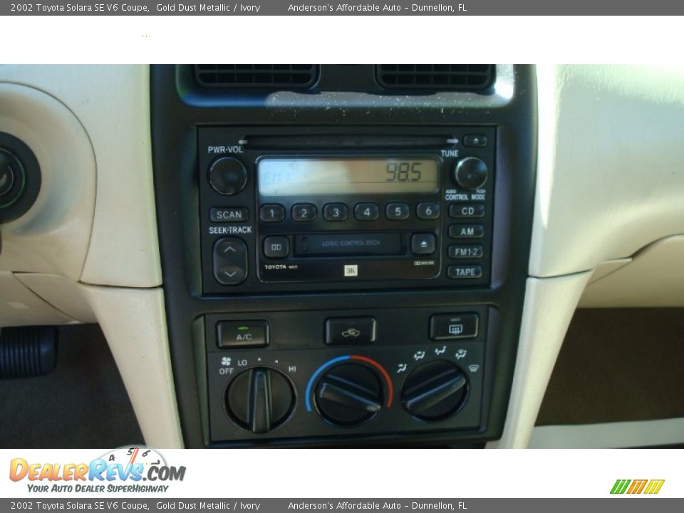2002 Toyota Solara SE V6 Coupe Gold Dust Metallic / Ivory Photo #13