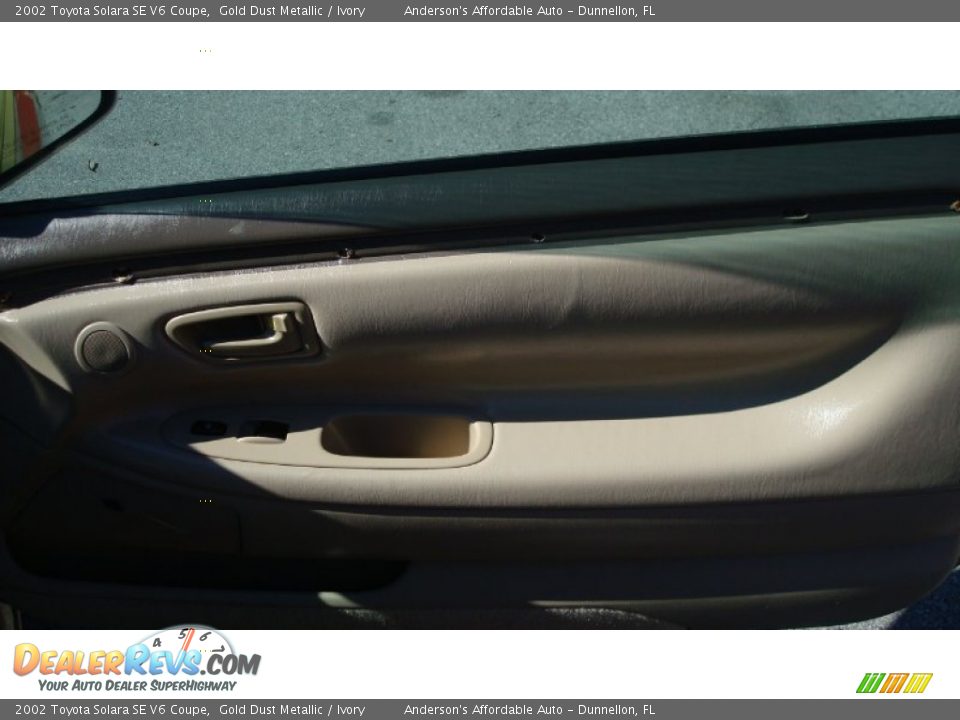 2002 Toyota Solara SE V6 Coupe Gold Dust Metallic / Ivory Photo #15
