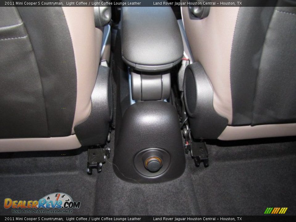 2011 Mini Cooper S Countryman Light Coffee / Light Coffee Lounge Leather Photo #30