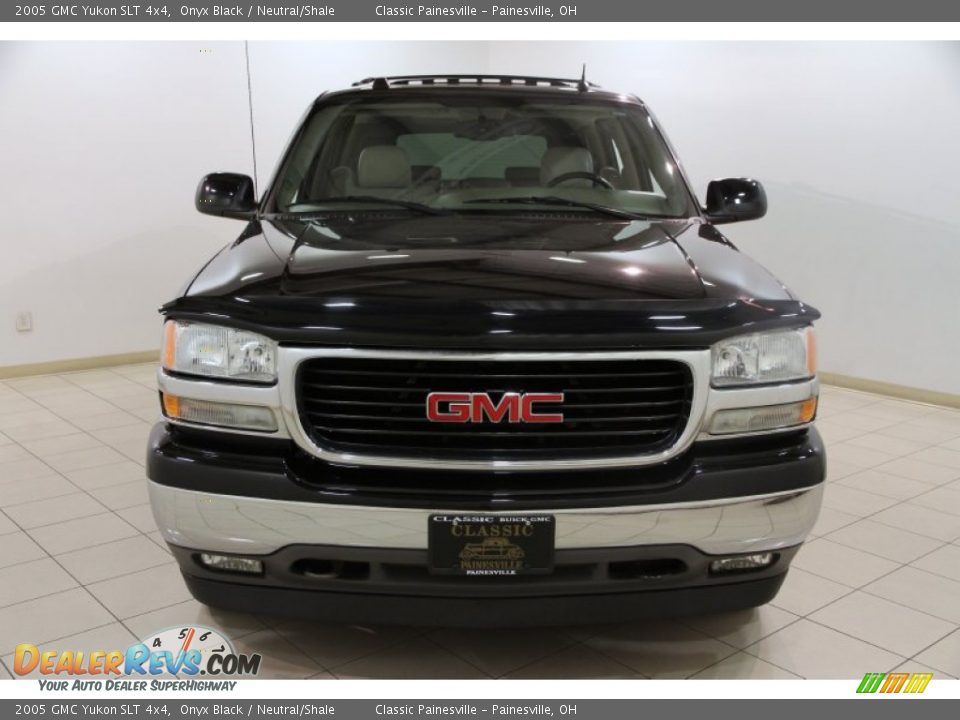 2005 GMC Yukon SLT 4x4 Onyx Black / Neutral/Shale Photo #2