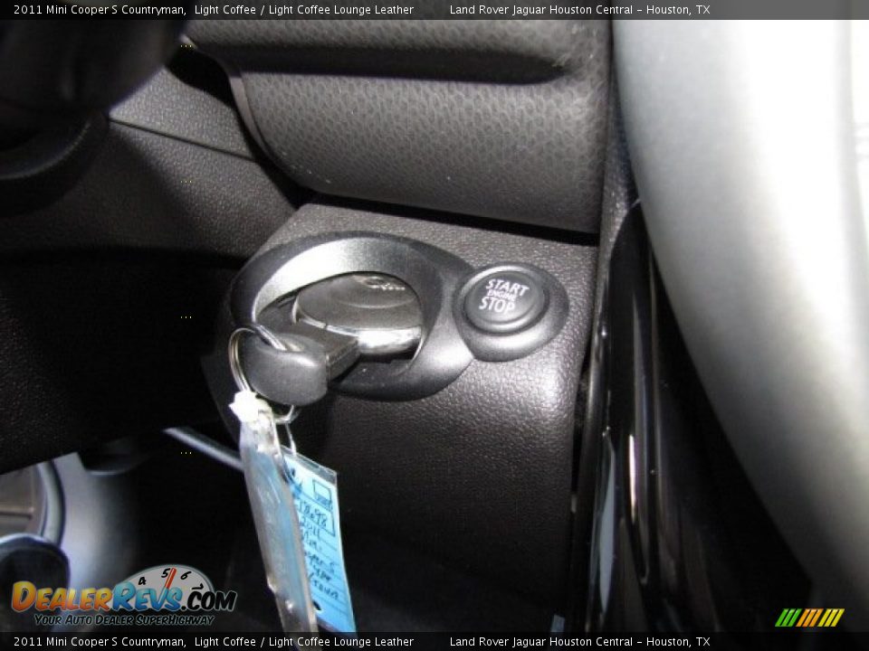 2011 Mini Cooper S Countryman Light Coffee / Light Coffee Lounge Leather Photo #33