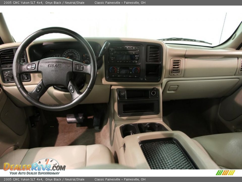 2005 GMC Yukon SLT 4x4 Onyx Black / Neutral/Shale Photo #21