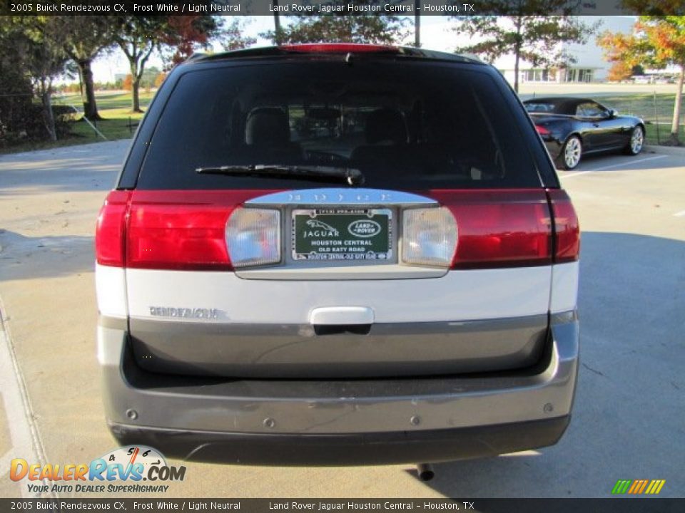 2005 Buick Rendezvous CX Frost White / Light Neutral Photo #9