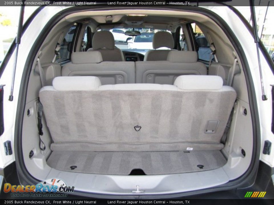 2005 Buick Rendezvous CX Frost White / Light Neutral Photo #31