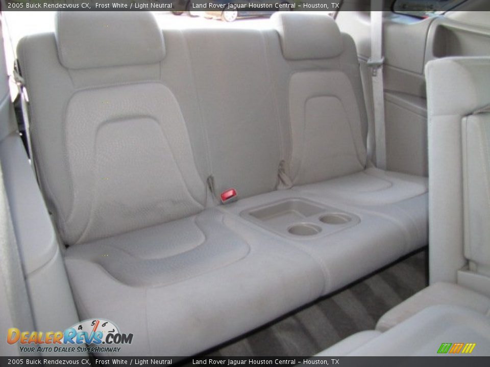 2005 Buick Rendezvous CX Frost White / Light Neutral Photo #32