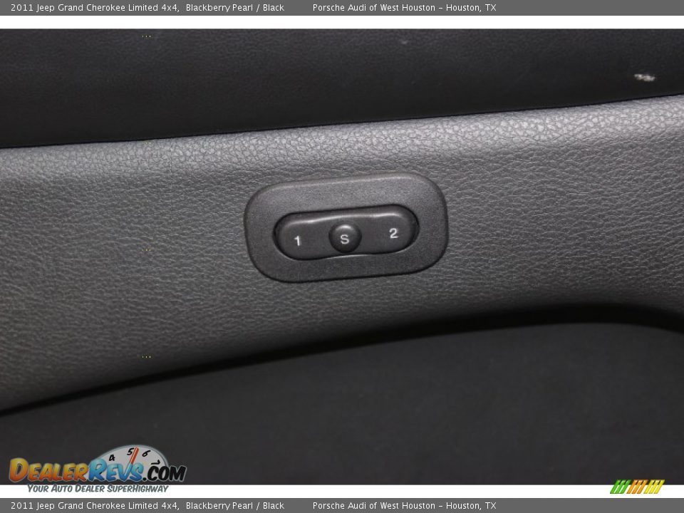 2011 Jeep Grand Cherokee Limited 4x4 Blackberry Pearl / Black Photo #13
