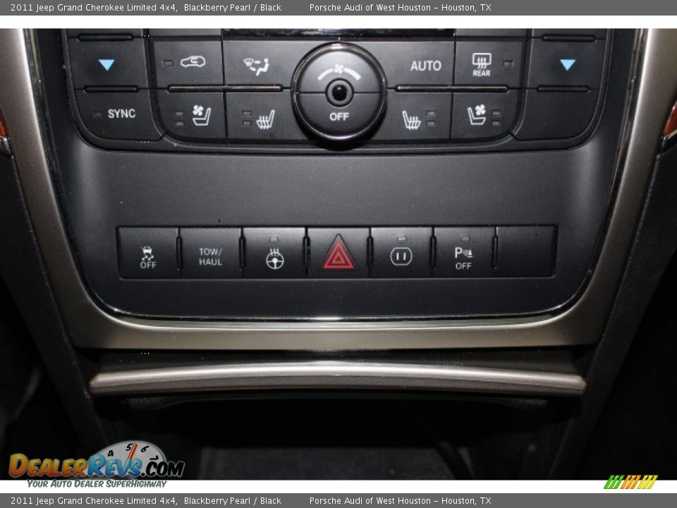 2011 Jeep Grand Cherokee Limited 4x4 Blackberry Pearl / Black Photo #24