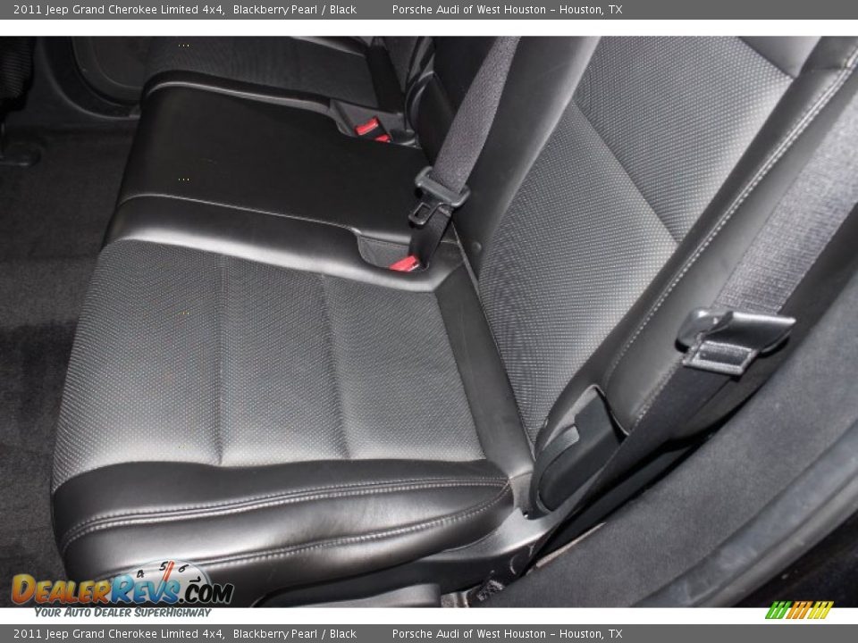 2011 Jeep Grand Cherokee Limited 4x4 Blackberry Pearl / Black Photo #34