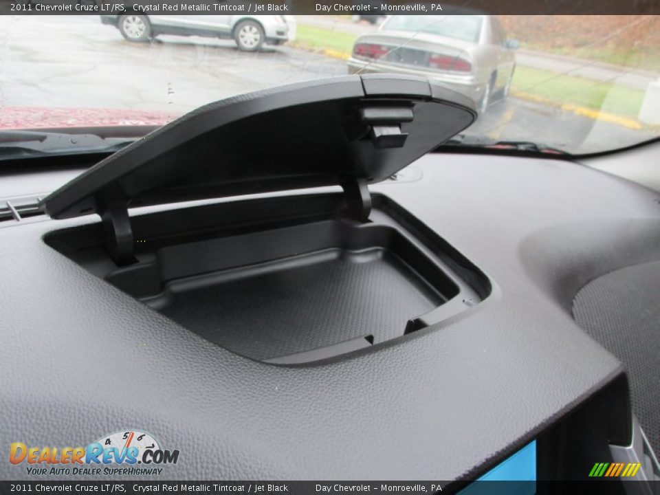 2011 Chevrolet Cruze LT/RS Crystal Red Metallic Tintcoat / Jet Black Photo #18