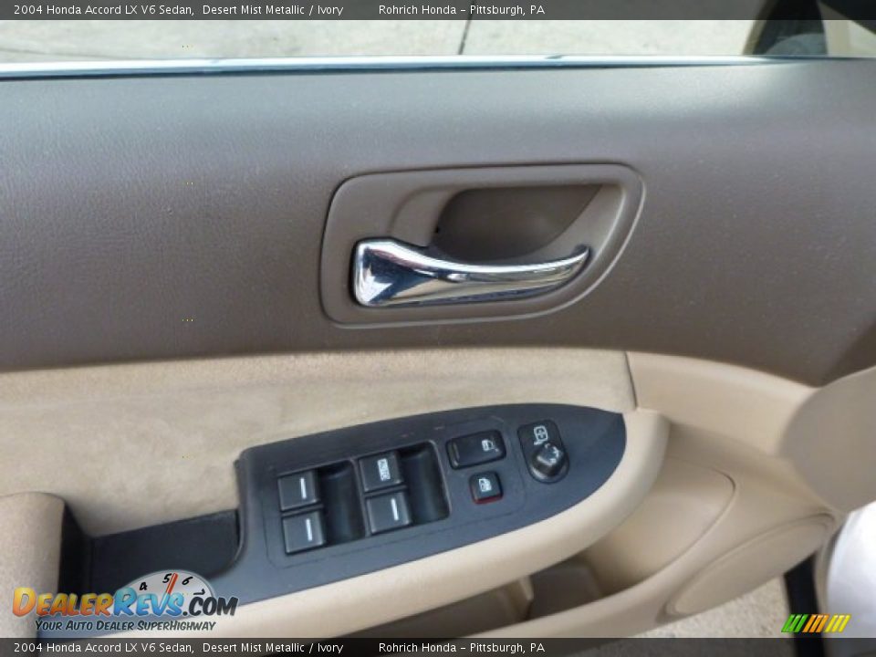 2004 Honda Accord LX V6 Sedan Desert Mist Metallic / Ivory Photo #20