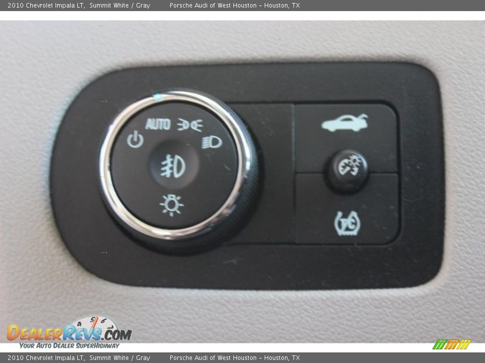 2010 Chevrolet Impala LT Summit White / Gray Photo #28