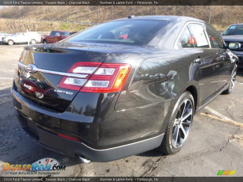 2014 Ford Taurus Limited Tuxedo Black / Charcoal Black Photo #2