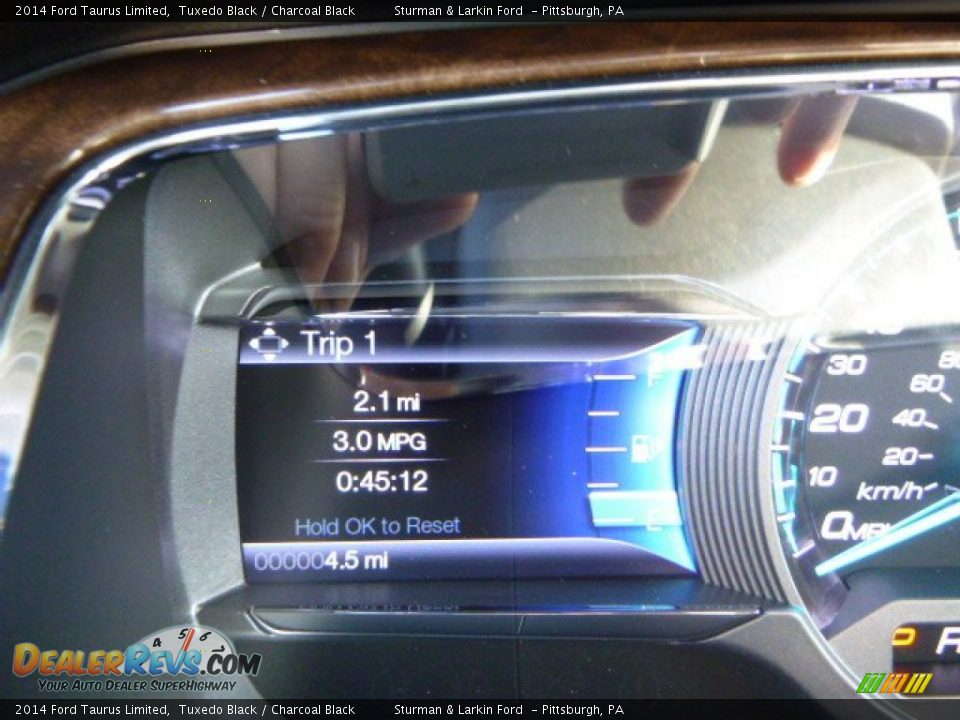 2014 Ford Taurus Limited Tuxedo Black / Charcoal Black Photo #14