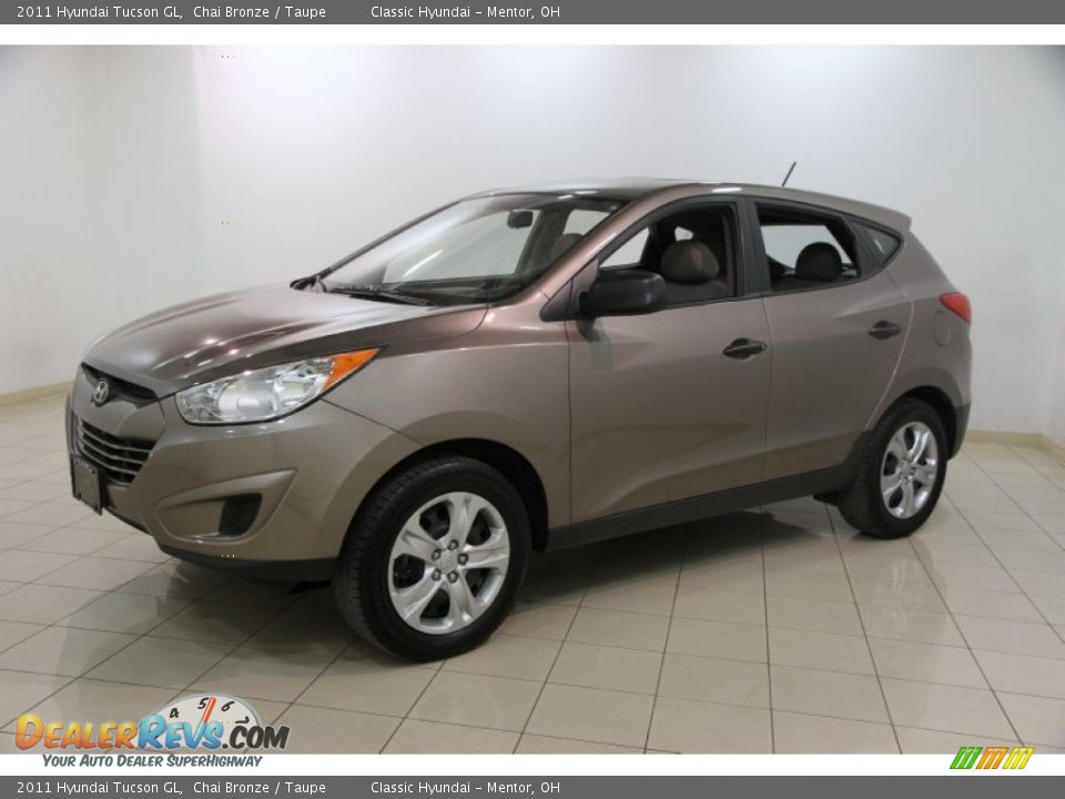 2011 Hyundai Tucson GL Chai Bronze / Taupe Photo #3
