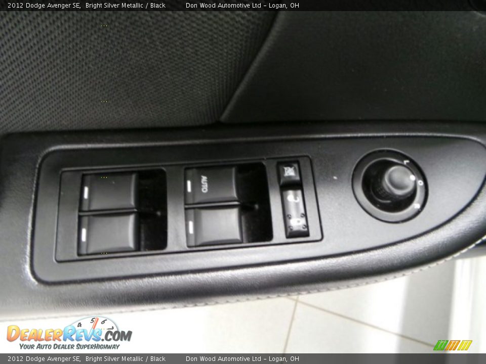2012 Dodge Avenger SE Bright Silver Metallic / Black Photo #10