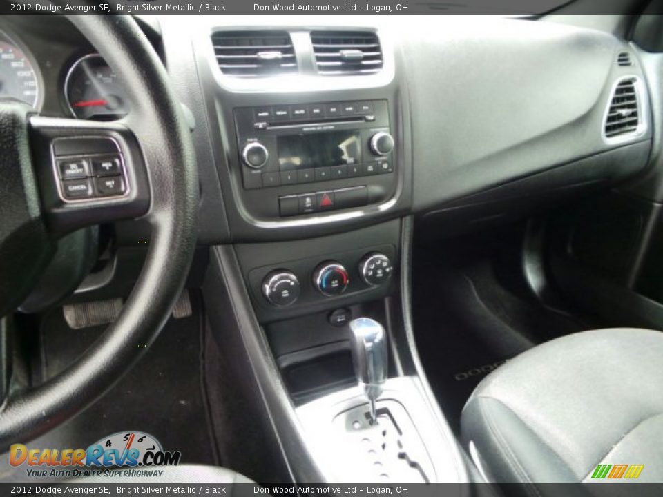 2012 Dodge Avenger SE Bright Silver Metallic / Black Photo #22
