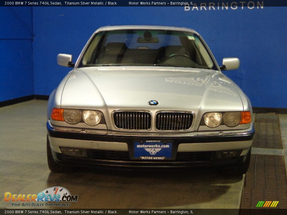 2000 BMW 7 Series 740iL Sedan Titanium Silver Metallic / Black Photo #2