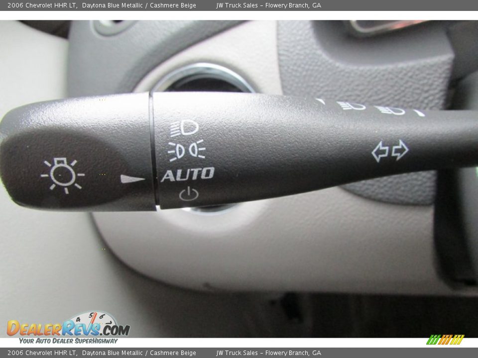 2006 Chevrolet HHR LT Daytona Blue Metallic / Cashmere Beige Photo #22