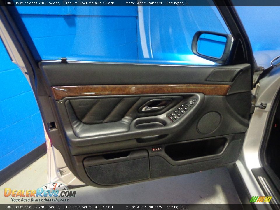 2000 BMW 7 Series 740iL Sedan Titanium Silver Metallic / Black Photo #22