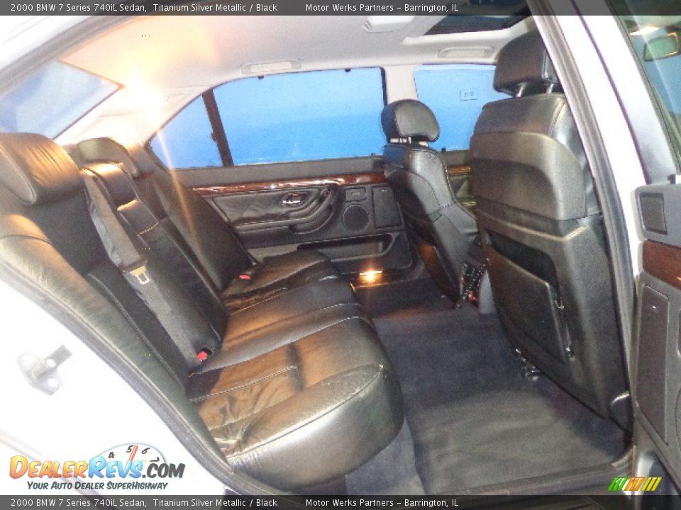 2000 BMW 7 Series 740iL Sedan Titanium Silver Metallic / Black Photo #32