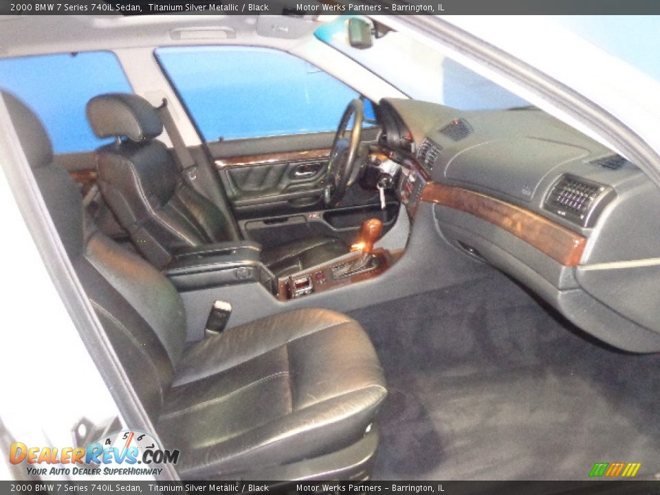 2000 BMW 7 Series 740iL Sedan Titanium Silver Metallic / Black Photo #33