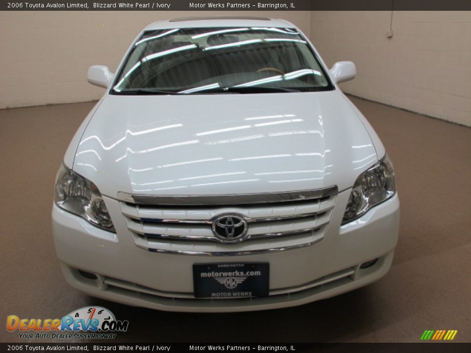 2006 Toyota Avalon Limited Blizzard White Pearl / Ivory Photo #2