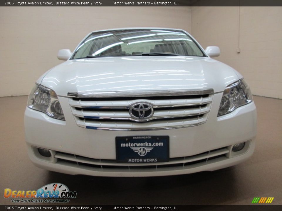 2006 Toyota Avalon Limited Blizzard White Pearl / Ivory Photo #3