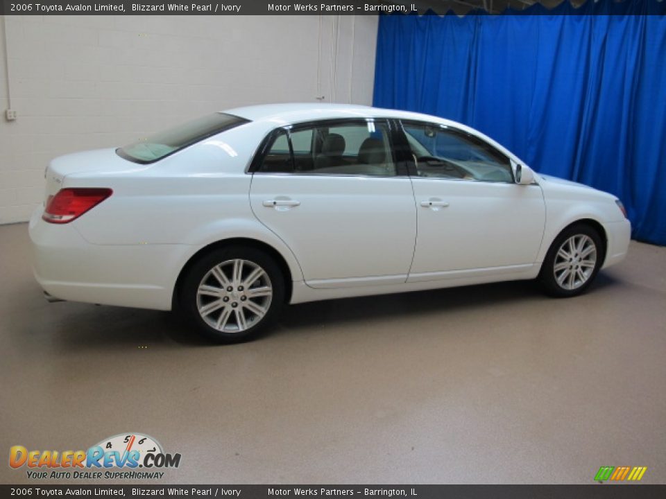 2006 Toyota Avalon Limited Blizzard White Pearl / Ivory Photo #10
