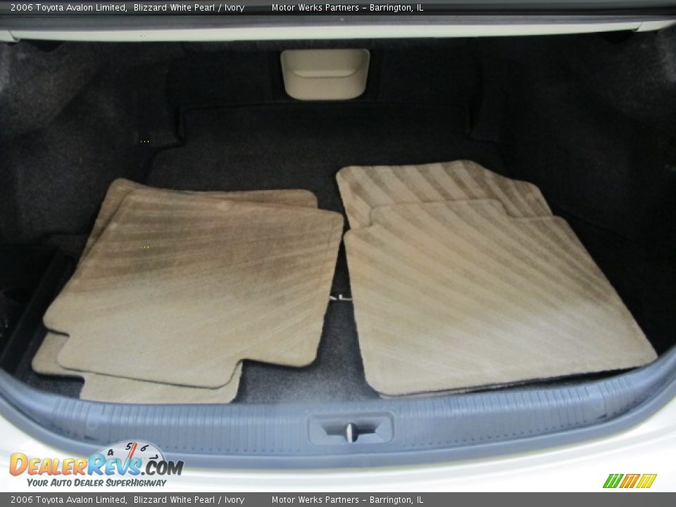 2006 Toyota Avalon Limited Blizzard White Pearl / Ivory Photo #11