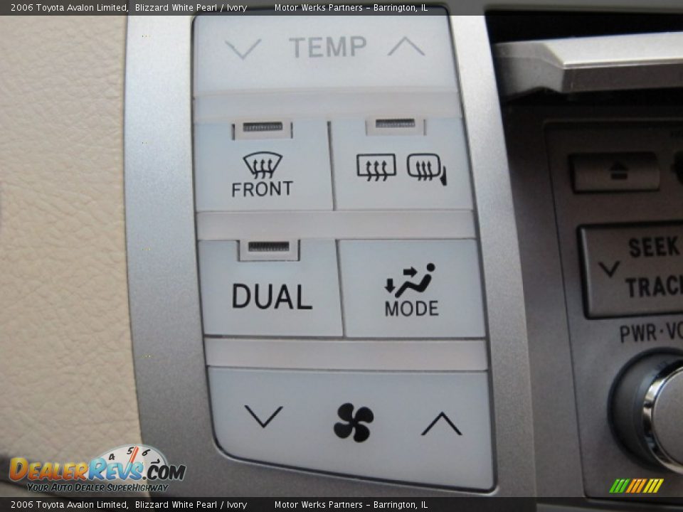 2006 Toyota Avalon Limited Blizzard White Pearl / Ivory Photo #32